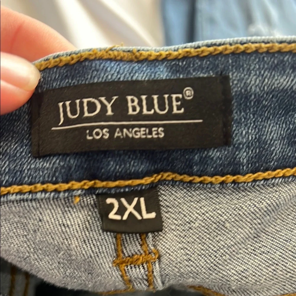 Judy Blue Boyfriend Jeans with Distressed Blue Denim - Picture 2 of 4